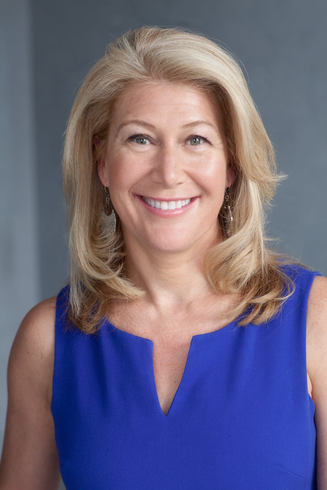 Dr. Lisa Miller-Headshot